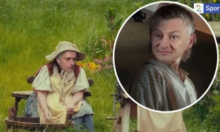 Mourinho buồn bã khi thấy Solskjaer có hợp đồng mới.