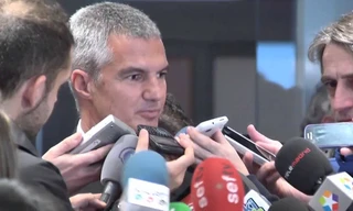 Barcelona xác nhận tiến gần đến 'bom tấn' Neymar