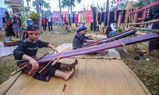 Đặc sắc nghi thức 'cúng vợt sợi bông' của đồng bào Ba Na 