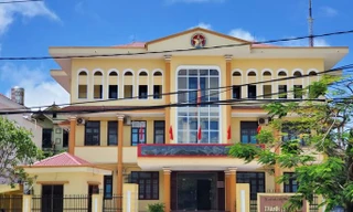 Kỷ luật Phó Chánh Thanh tra tỉnh Quảng Bình