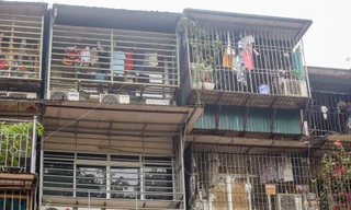 Lạnh người với 'chuồng cọp' chằng chịt tại khu tập thể xảy ra vụ cháy làm 5 người tử vong