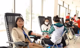 Sôi nổi ngày hội Chủ nhật Đỏ 2023 tại Trường Đại học Kinh tế Kỹ thuật Công nghiệp 
