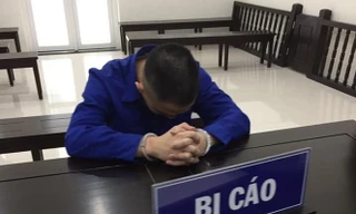 Bị cáo Nguyễn Văn Mạnh tại tòa.