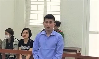 Bị cáo Nguyễn Thành Đạt tại tòa.