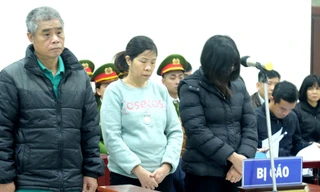 Ba bị cáo tại tòa