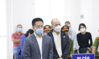 Các bị cáo tại tòa.