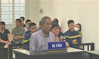 Các bị cáo tại tòa phúc thẩm.