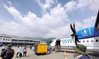 ‘Đỏ mắt’ tìm chuyến bay đến Côn Đảo 