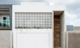 Ngắm nhà hai tầng bên ngoài đơn giản, bên trong cảnh vật nên thơ hữu tình