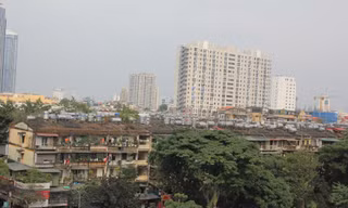 Căn hộ tập thể cũ Hà Nội 'hét' giá ngang chung cư cao cấp 