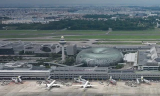 Hành khách dọa làm rơi máy bay sắp cất cánh từ Singapore đi Úc