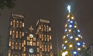 Những điểm chụp ảnh Noel siêu đẹp ở Hà Nội