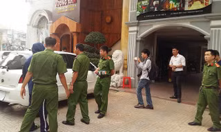 9X bị chém đứt lìa cánh tay khi đến quán hát