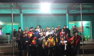 Đoàn du khách 64 người mua tour sang Thường Châu cổ vũ U23 Việt Nam song phải quay về khi đến Móng Cái