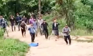 Nổ súng trong rừng Khánh Hòa, 3 người bị thương