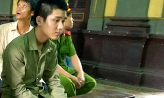 Lợi tại tòa phúc thẩm.