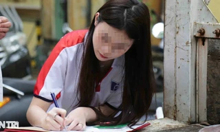 Nhiều nữ sinh Hà Nội vi phạm luật giao thông bị CSGT xử phạt