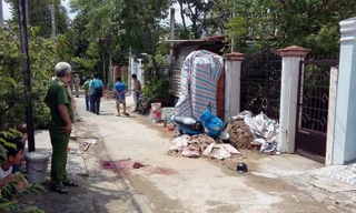 Chặn người đi xe máy đâm tử vong