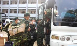 Đoàn y tế Cục Quân y triển khai xuống các địa phương chống dịch COVID-19