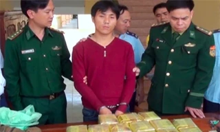 Nghi can Mùa (giữa) cùng tang vật