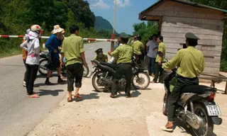 Truy bắt gỗ lậu, hạt phó kiểm lâm bị đâm trọng thương