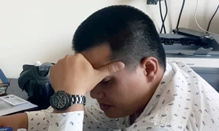 Lê Chính Trực tại cơ quan công an