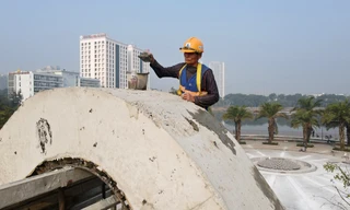 Toàn cảnh không khí hối hả tại công viên Phùng Khoang những ngày đầu năm