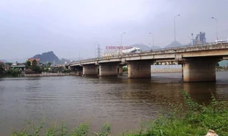 Cầu Bồng Lạng, nơi đôi nam nữ nhảy xuống sông