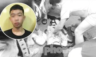 Nạn nhân bị đâm, chạy ra đến cổng sân bóng Cô Tô Canh thì gục xuống tử vong và nghi phạm chính của vụ án (ảnh nhỏ). Ảnh: Hoàng Long