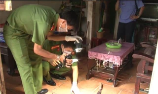 Công an thông tin chính thức vụ con gái 14 tuổi đâm chết cha