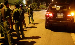 Dùng dao và súng truy sát, một người đàn ông ở Hà Nội tử vong