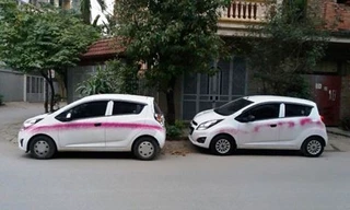 Hàng loạt ôtô bị phun sơn khi đỗ ven đường