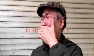 Cháy nhà phố cổ, 4 người tử vong: Em trai khóc lặng khi cứu gia đình anh bất thành