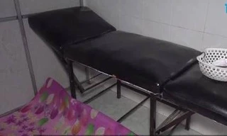 Chiếc ghế dùng để vui vẻ với khách của bà chủ và nhân viên