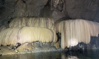 Phát hiện hang động mới dài 2km, có thạch nhũ và hệ thống sông ngầm