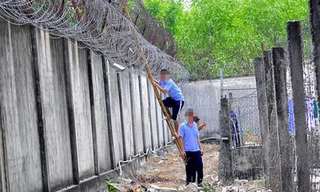 Hai can phạm đánh lừa quản giáo, trốn trại tinh vi