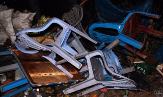 Quán nước đánh khách ở Long An bị đập phá