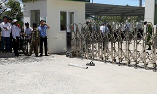 Cảnh sát khám nghiệm hiện trường