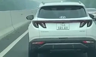 Nam tài xế lấy băng dính sửa biển số ô tô thành 666.68 vì thích 'lộc phát'