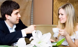 Có những phụ nữ chỉ đơn giản cần thêm một chữ “Duyên” nữa là có thể phá bỏ ranh giới “ế”, “cô đơn” ngay lập tức. Ảnh minh họa: Internet