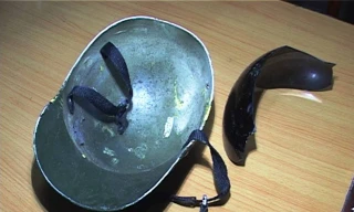 Nghi án con trai dùng mũ bảo hiểm đánh chết mẹ