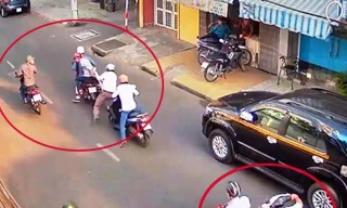 Chủ tiệm vàng bị tấn công, cướp hơn 2 tỉ đồng