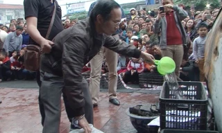 Thực nghiệm hiện trường vụ án Khổng Văn Miễn đốt xe hàng xóm