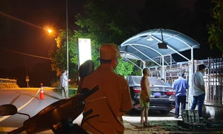 Khám nghiệm chiếc xe