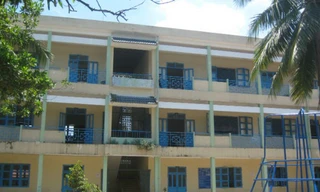 Trung tâm xã hội, gia đình mới của bé gái bị cậu xâm hại 6 năm