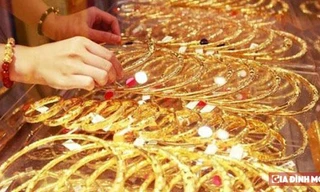 Vàng SJC cao hơn trang sức gần 9 triệu đồng/lượng