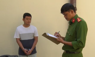 Nguyễn Thanh Vĩ tại cơ quan công an