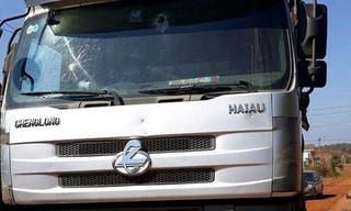 Chiếc xe tải bị hư hỏng