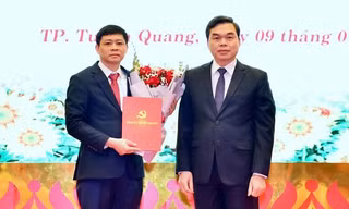 Tỉnh ủy Tuyên Quang công bố quyết định công tác cán bộ