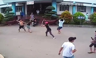 Hỗn chiến bằng mã tấu, 4 người trọng thương